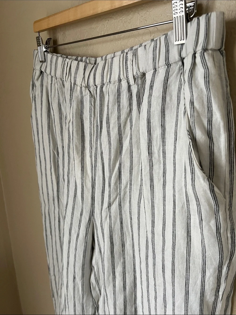 NWT quince white black stripe linen cropped pull on pant Large
